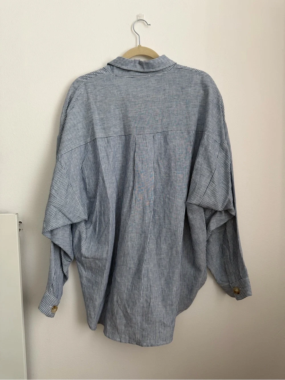Nati Boutique Melony Linen Button Down in Light Blue Atripe
